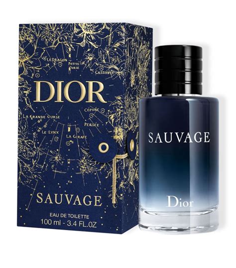 Sauvage Eau de Toilette: Gift Box, Fresh & Woody Notes .